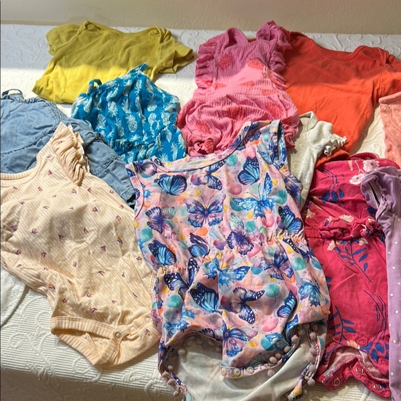 Nike and More Bundle 18 month Girl. Rompers onesies and more - Picture 12 of 16